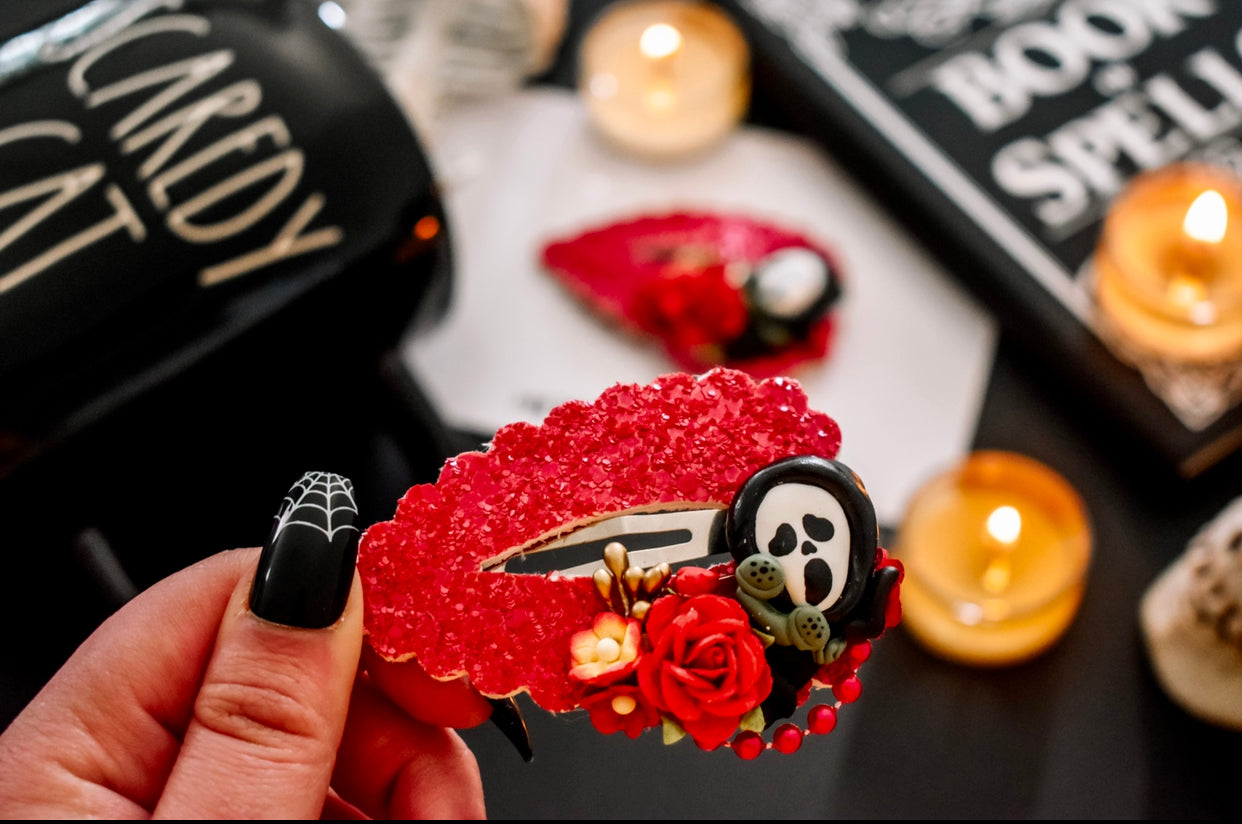 What’s your favourite scary movie heart clip