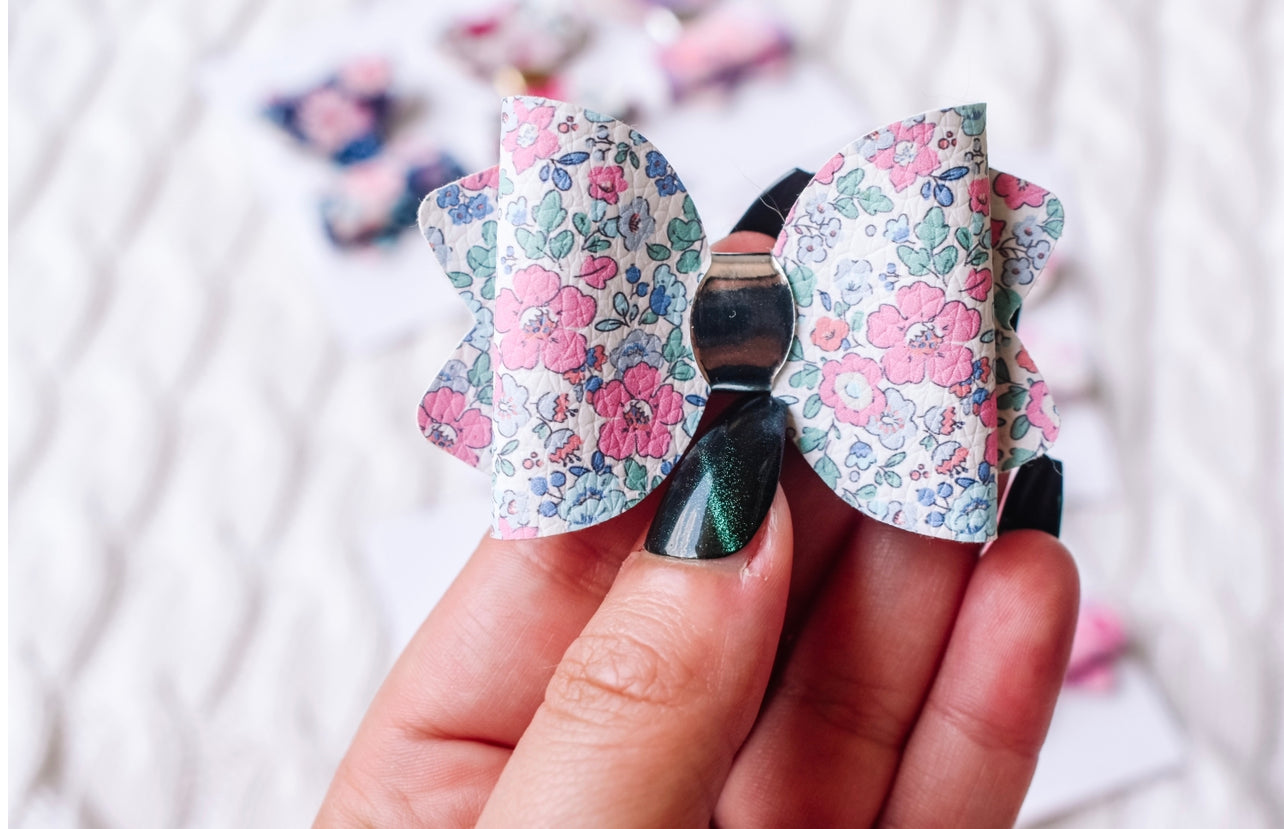 Floral petite bows
