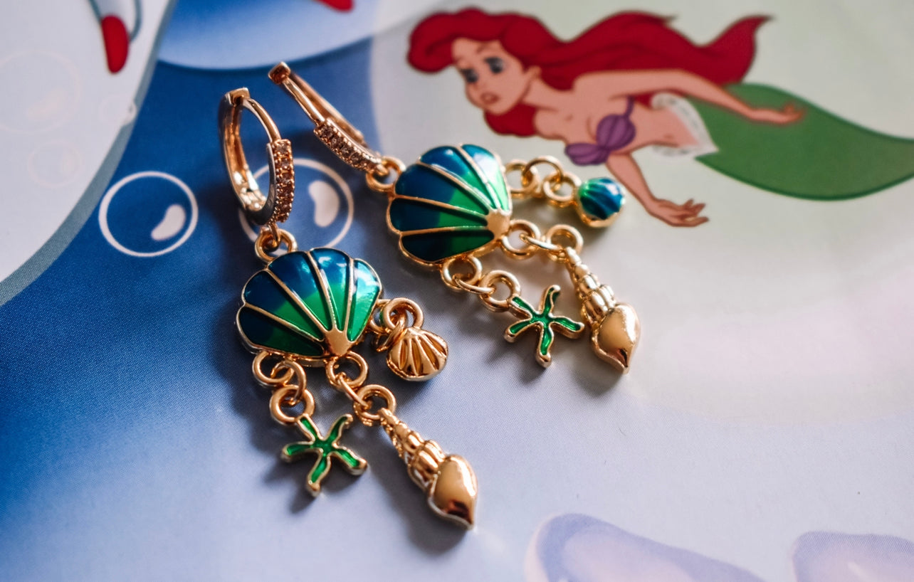 Sea shell gold plated sea shell dangle earrings