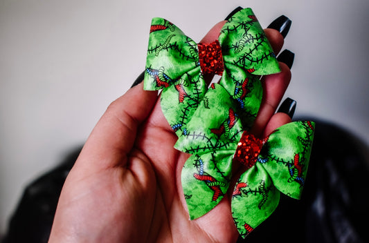 Oogie Worms mini sailor pigtail set