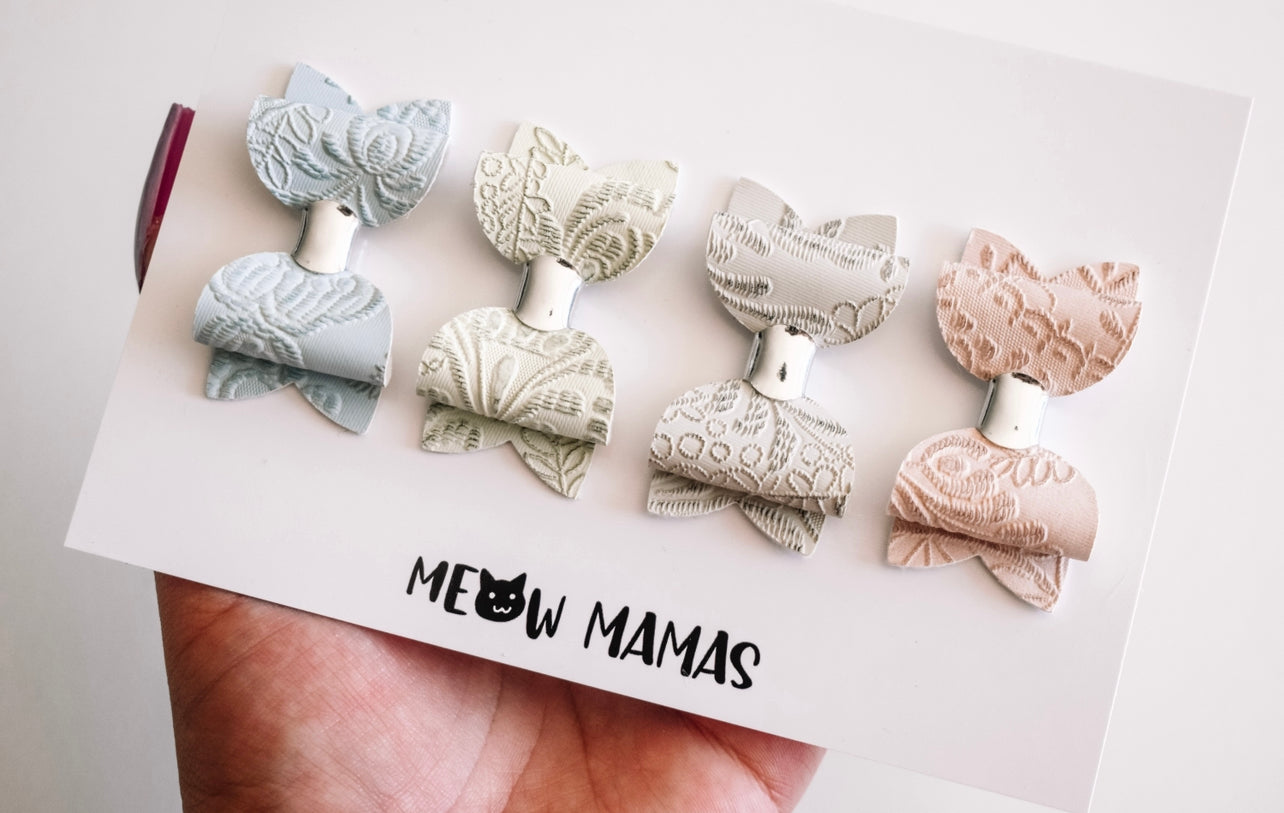 Pastel embossed tiny bow set