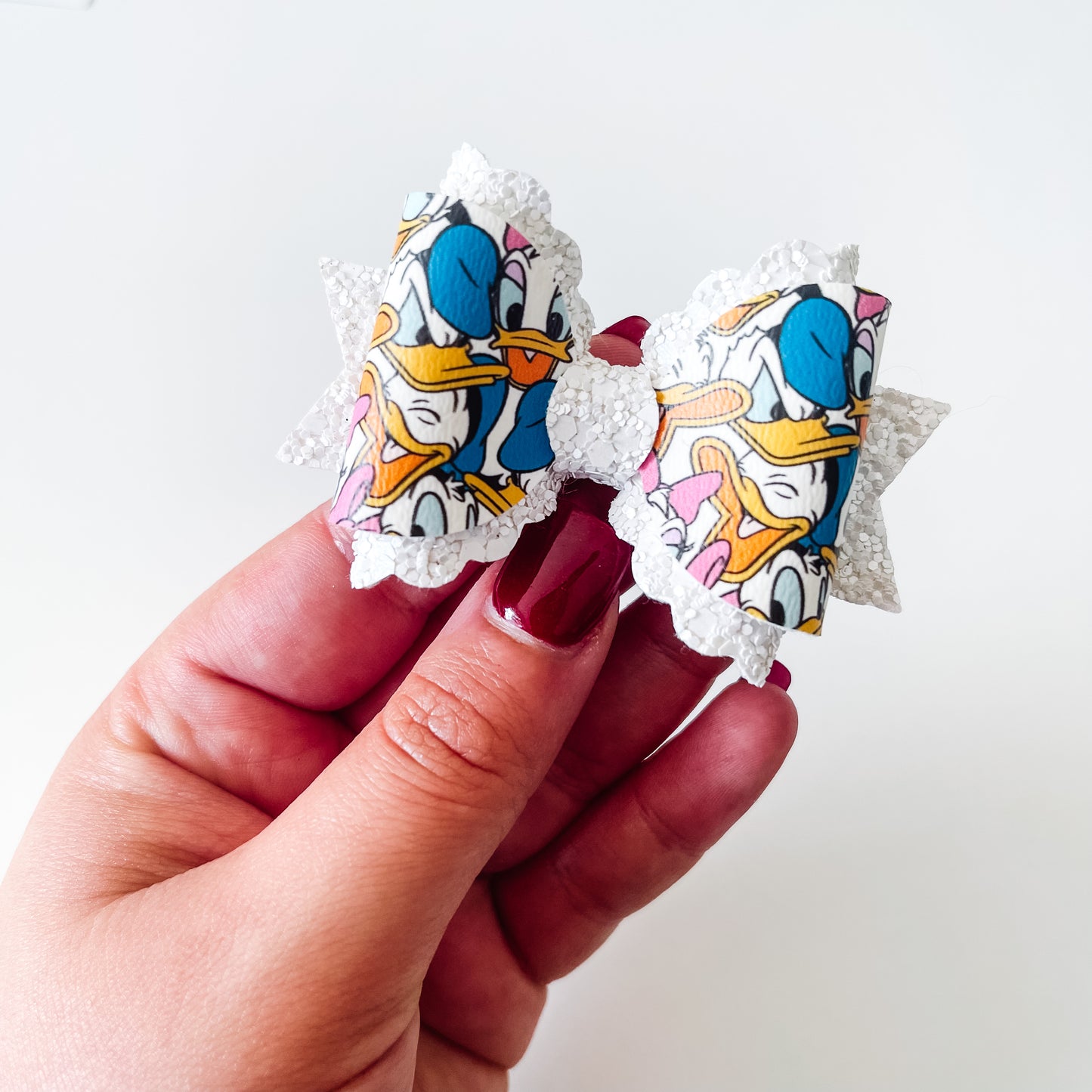 Donald & Daisy petite bow