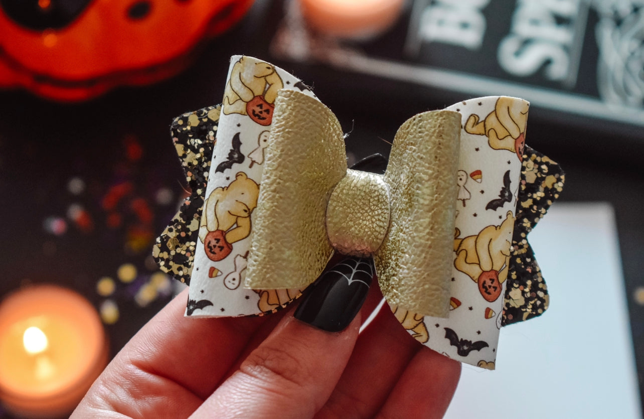 Vintage Spooky bear Midi bow