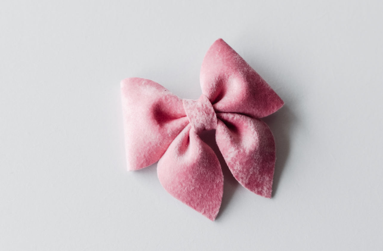 mini Soft pink velvet sailor bow