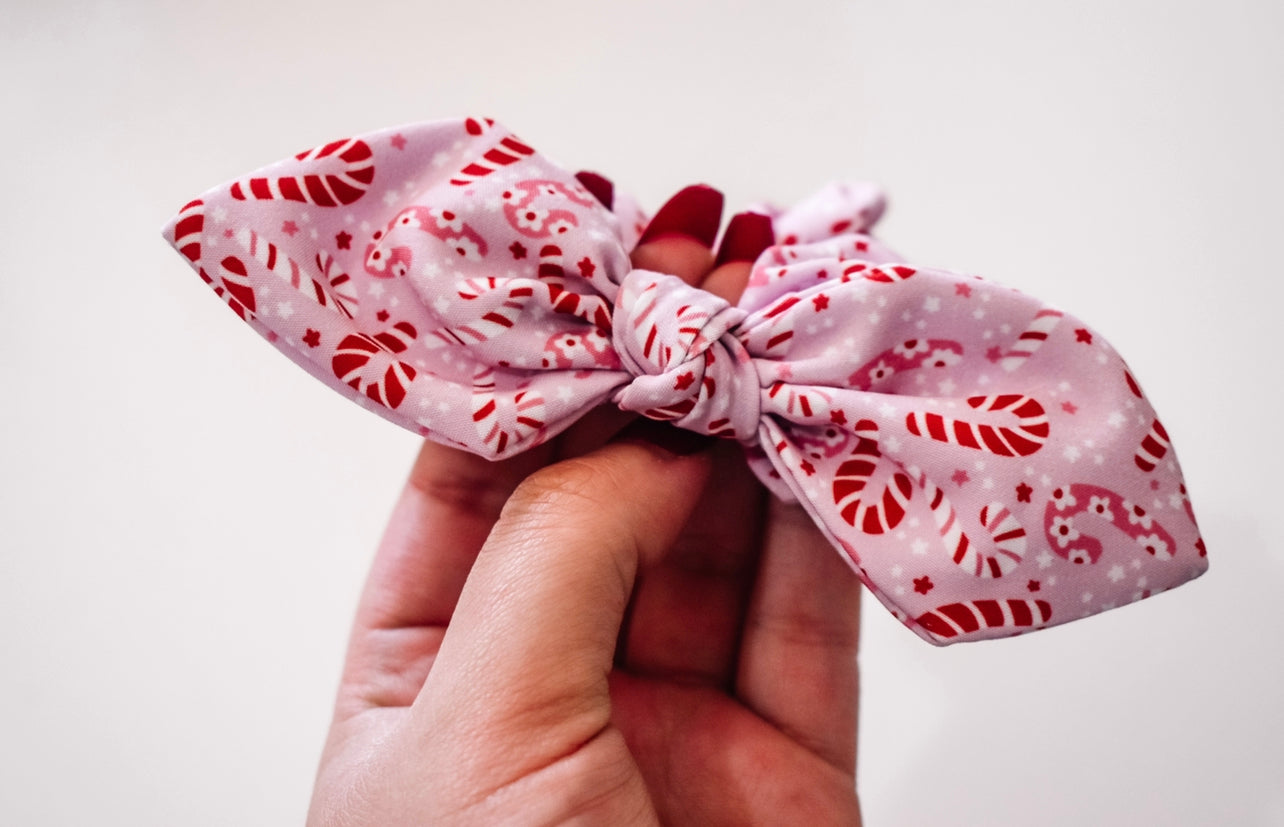 Bubblegum candy cane twist scrunchie