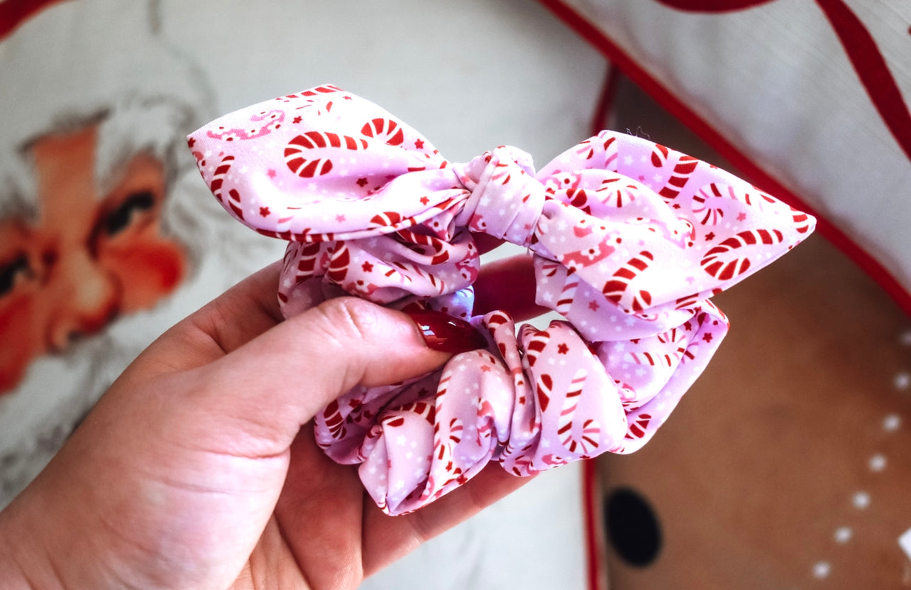 Bubblegum candy cane twist scrunchie