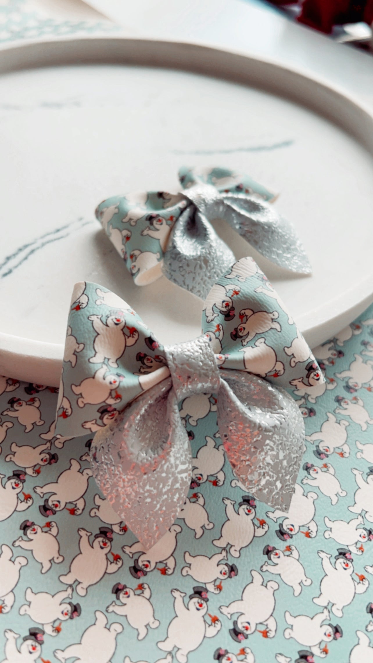 Mini Frosty sailor bow