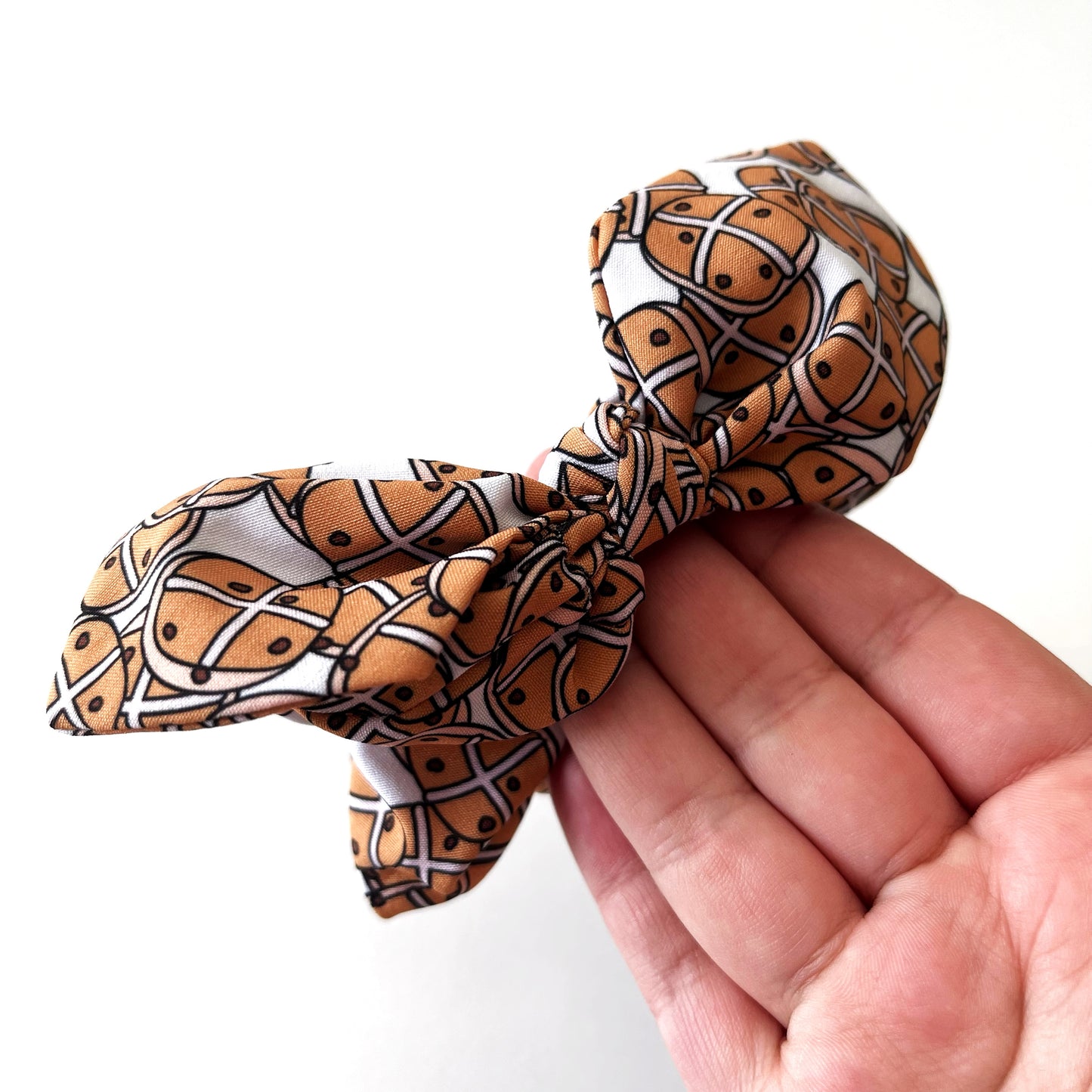 Hot cross bun small twist scrunchie
