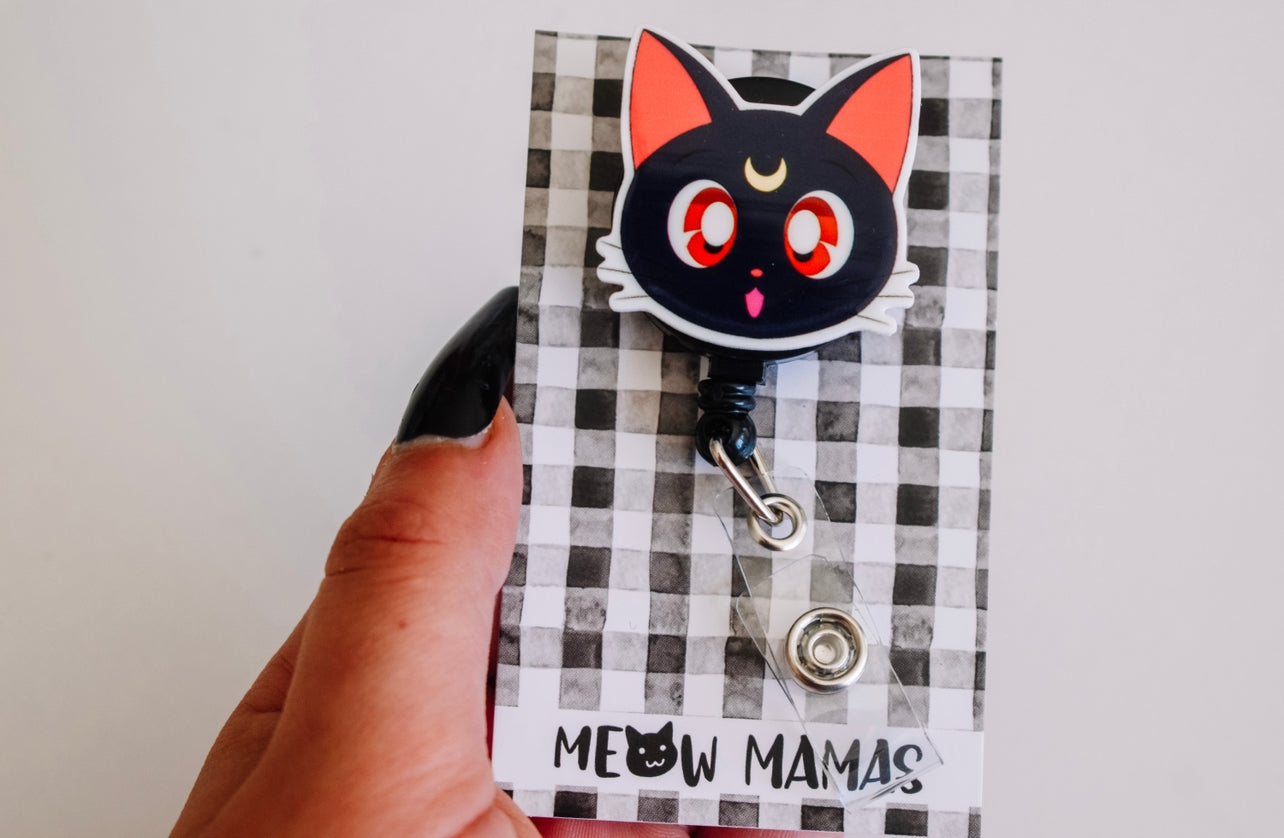 Luna Badge reel
