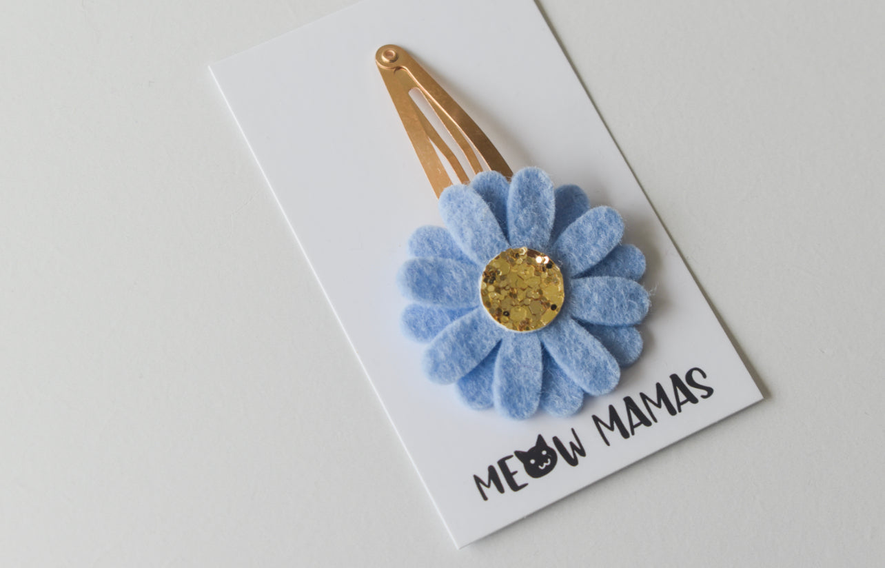 Dainty Daisy SKY BLUE 812