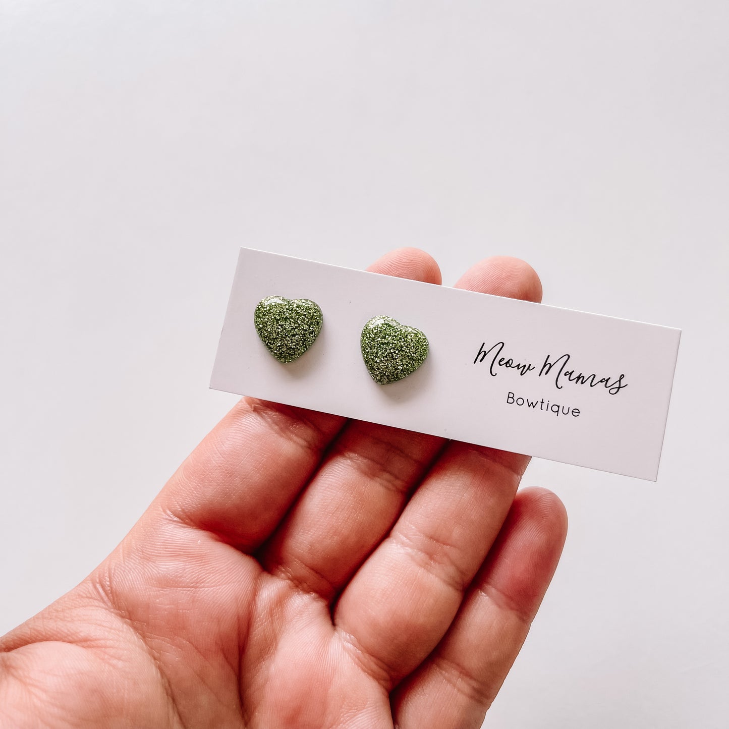 12mm Grinch green glitter heart studs