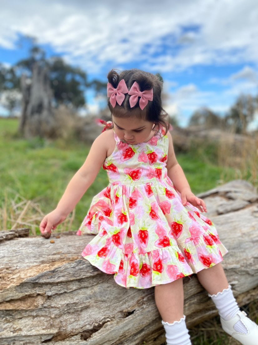 mini Soft pink velvet sailor bow