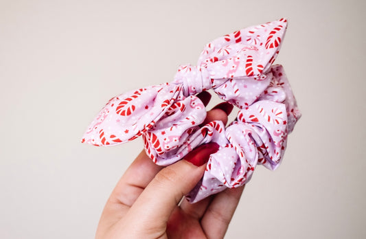 Bubblegum candy cane twist scrunchie