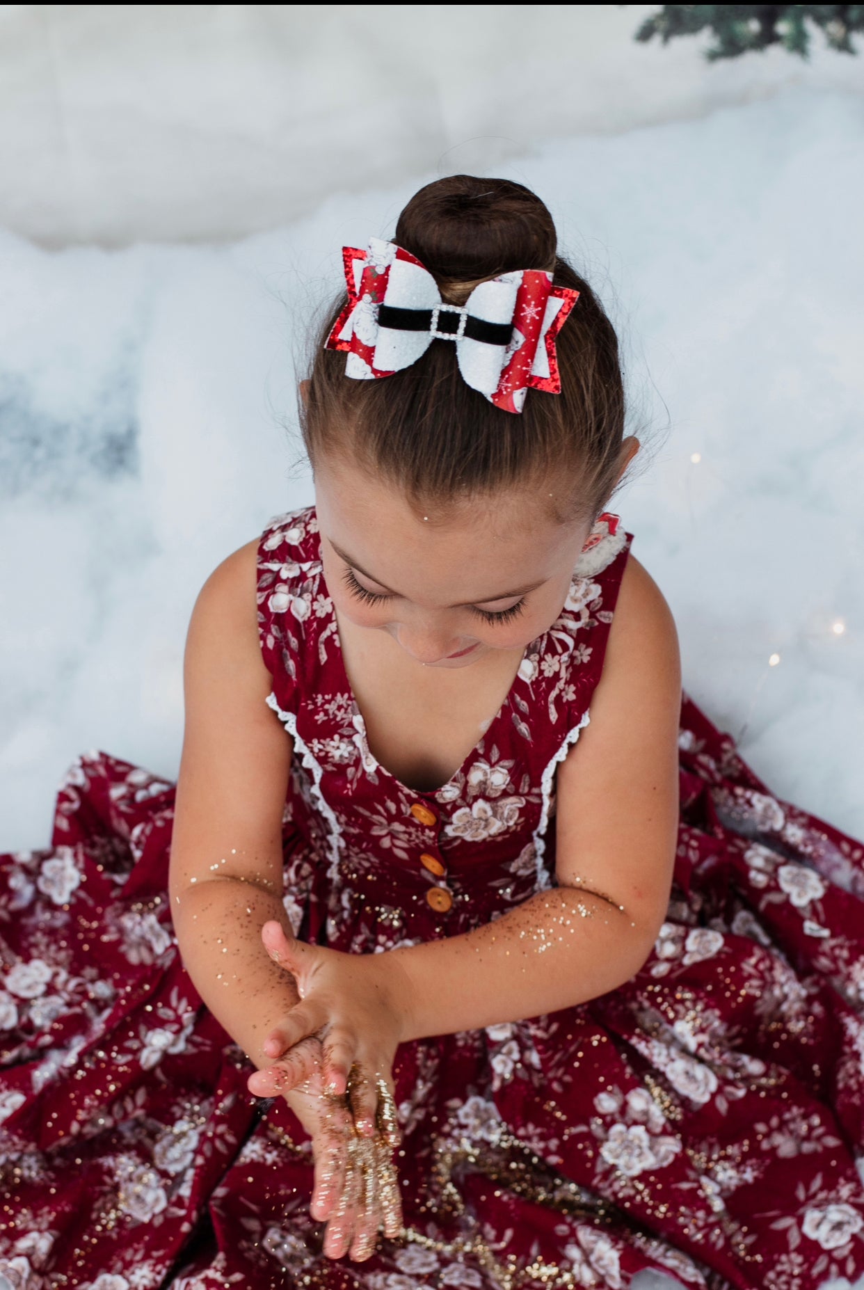 Santa wishes large dolly bow