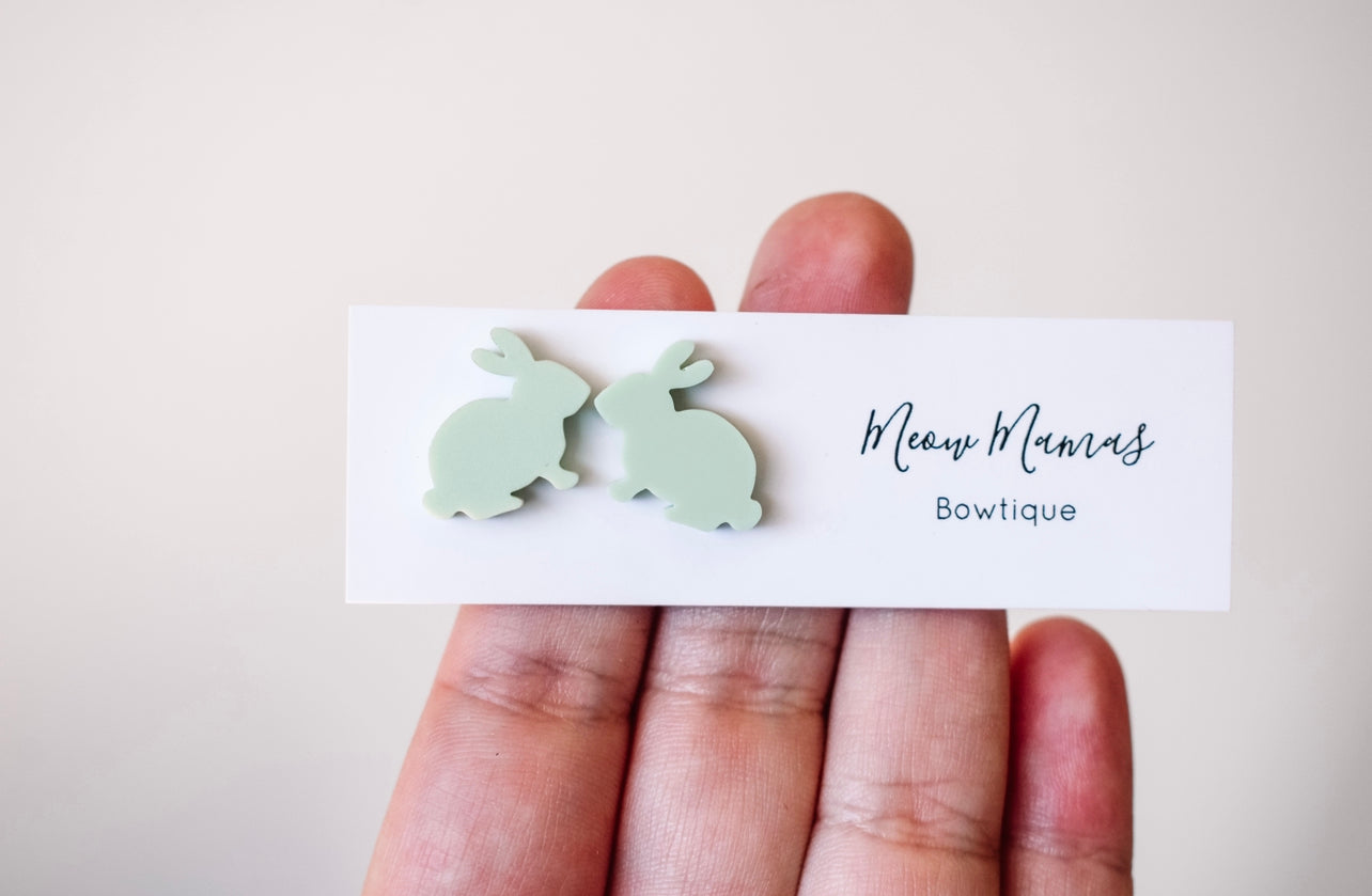 Simple Bunny studs