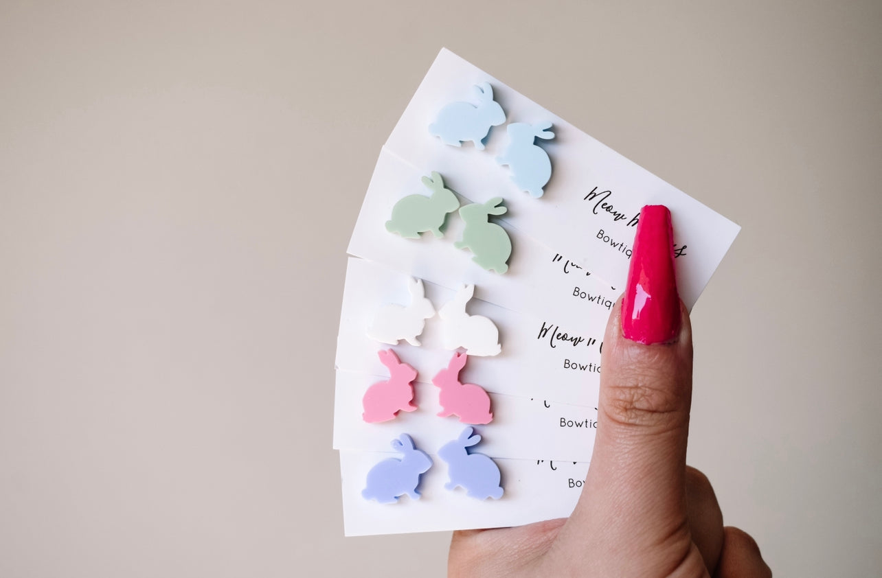 Simple Bunny studs