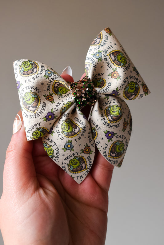 I’m swamped sailor bow