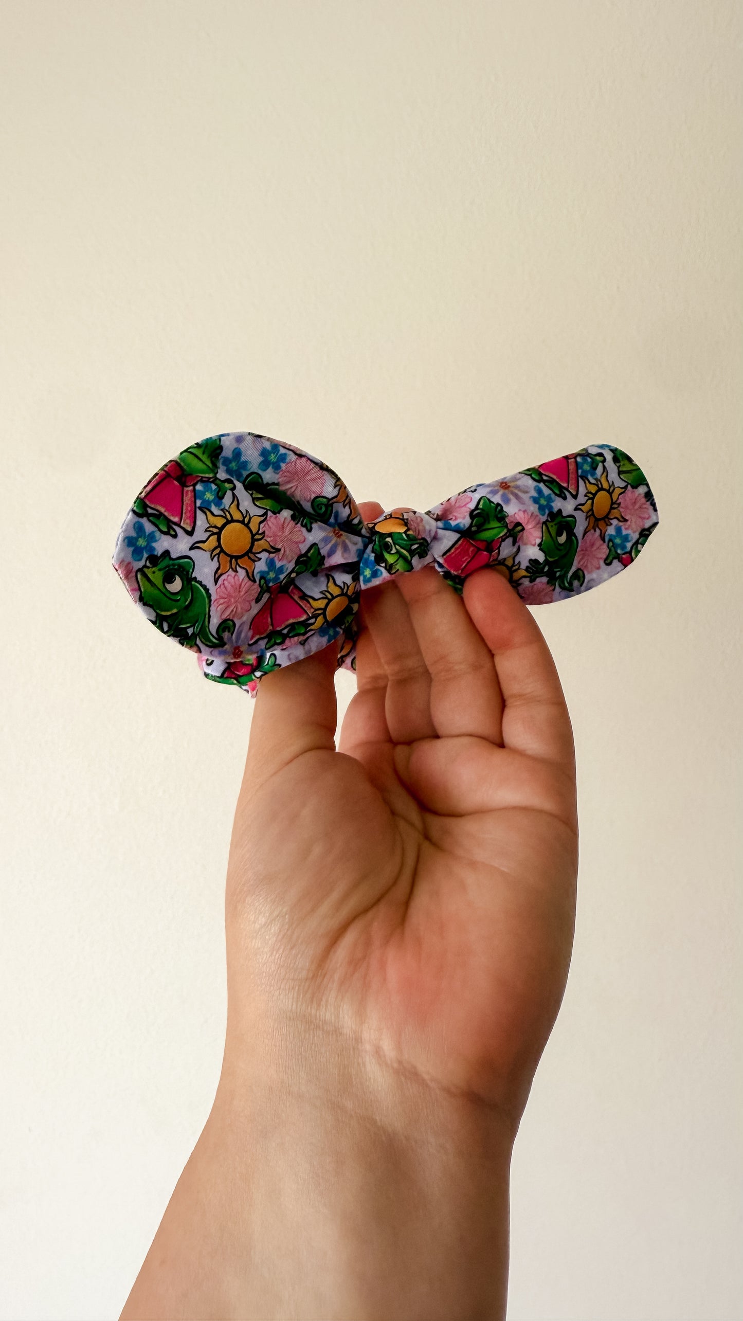 Pascal small twist scrunchie