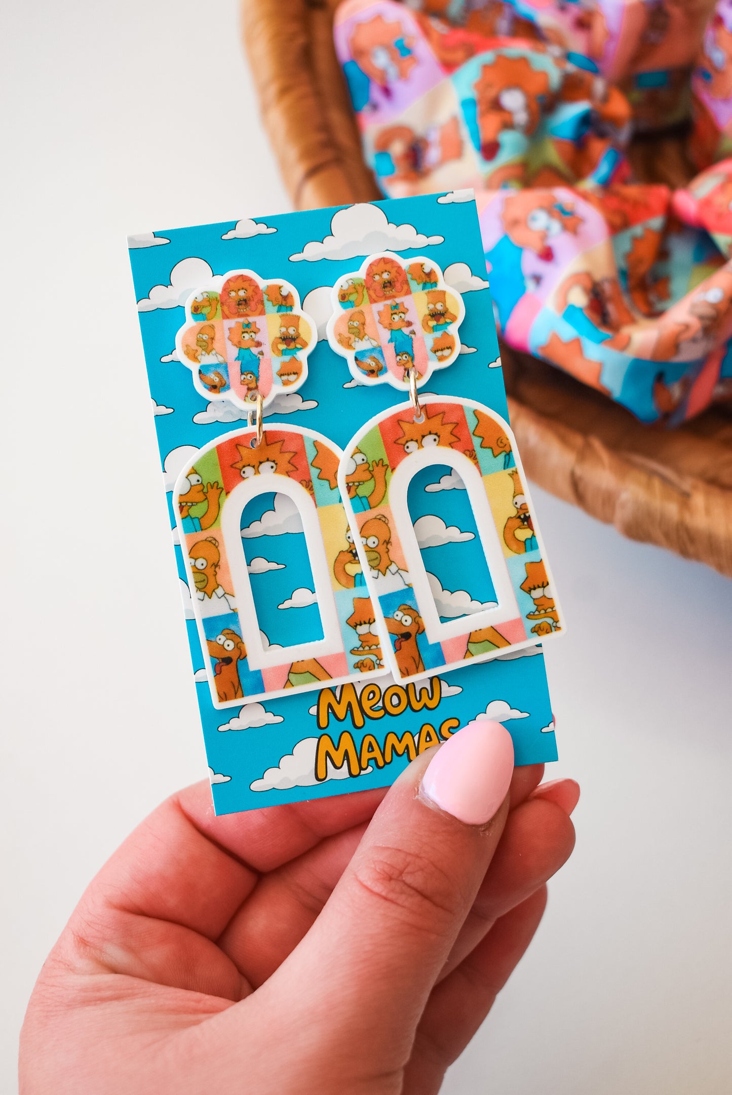 Vintage Simpsons Arch dangle earrings