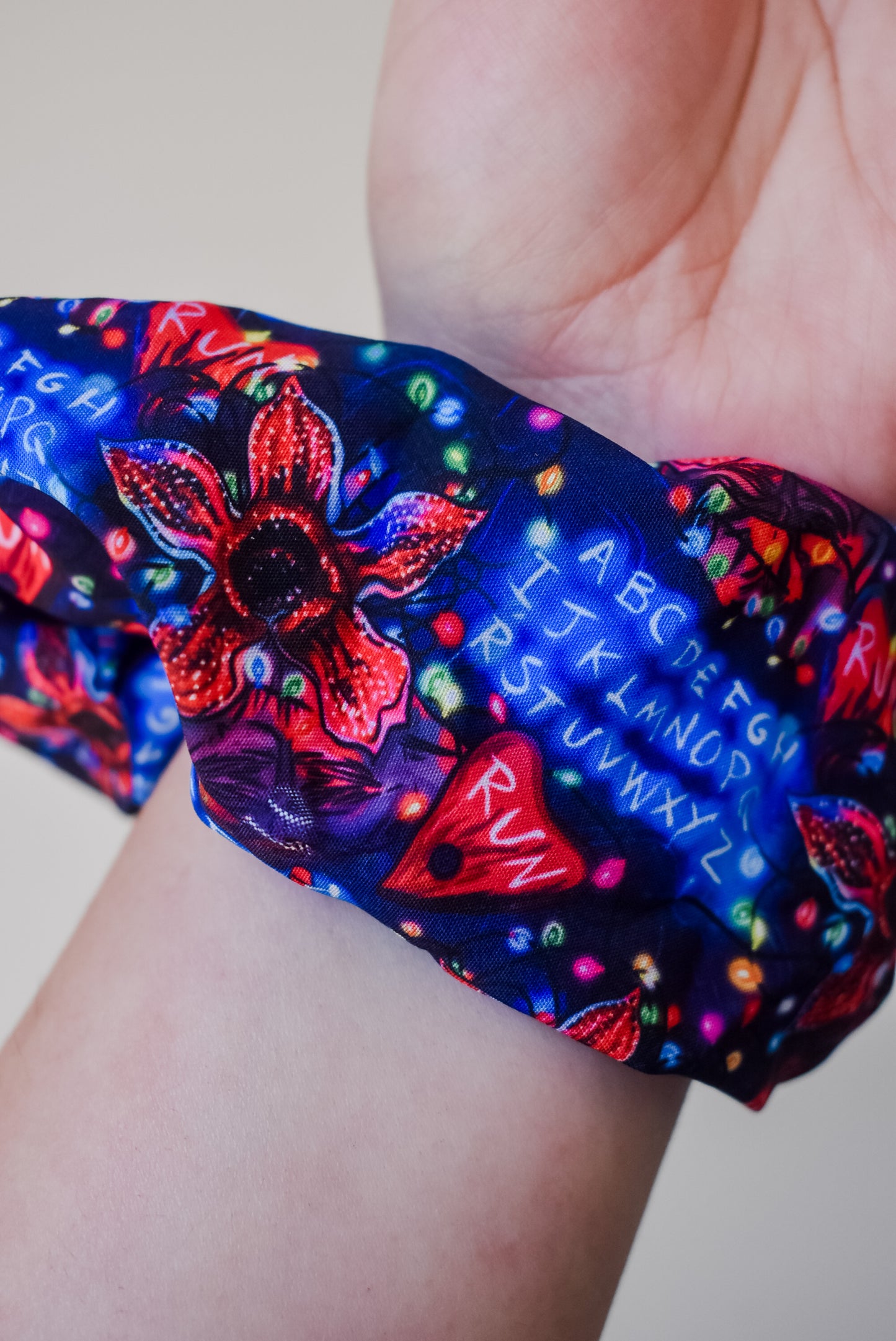 Will Lights Demogorgon scrunchie