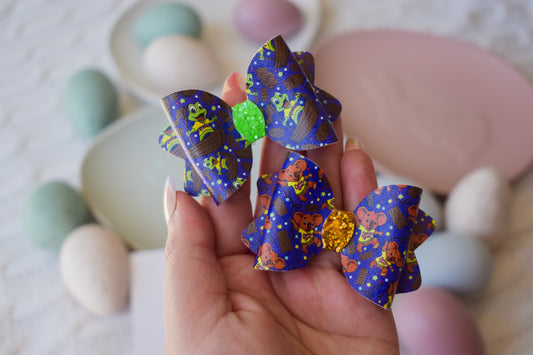 Chocolate petite bow