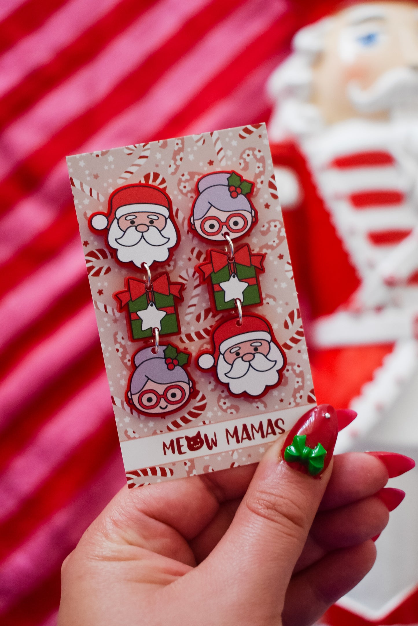 Mr & Mrs Claus dangle earrings RED