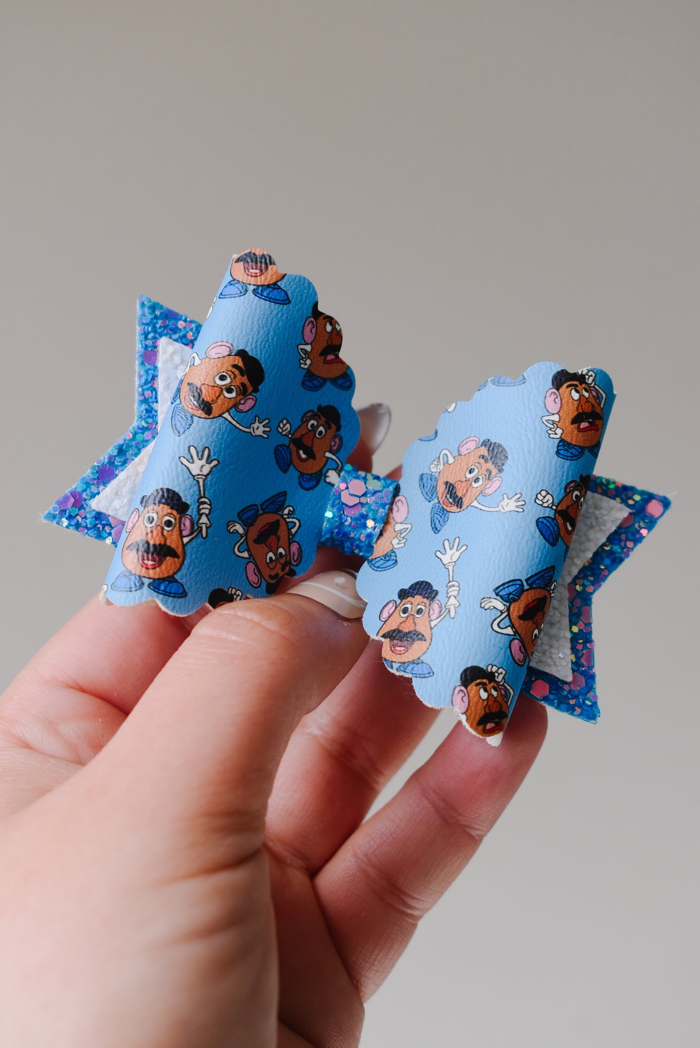 Handsome Spud scallop bow