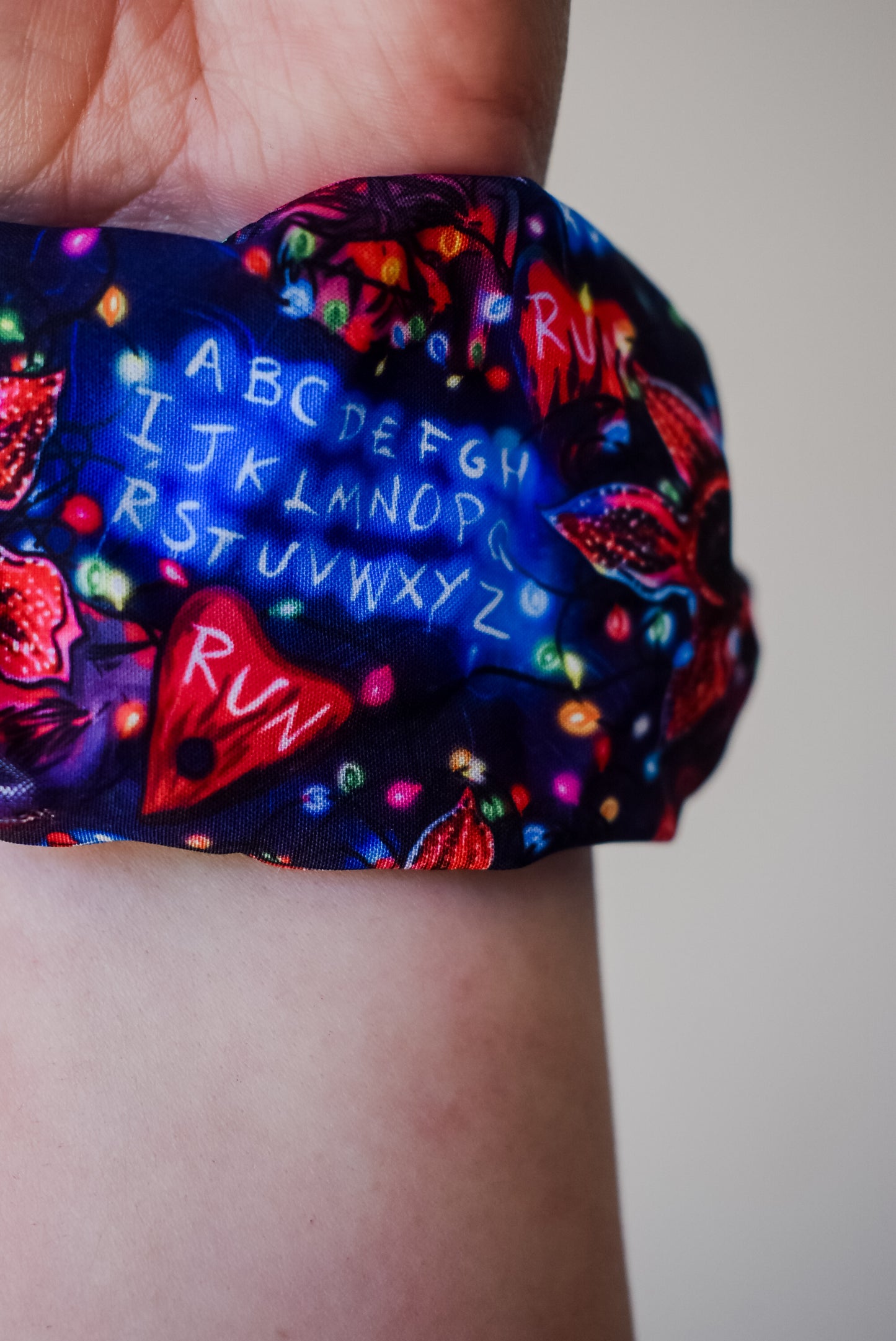 Will Lights Demogorgon scrunchie