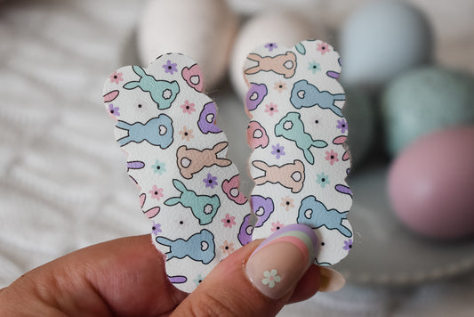 Pastel bunny squiggle snap clip set