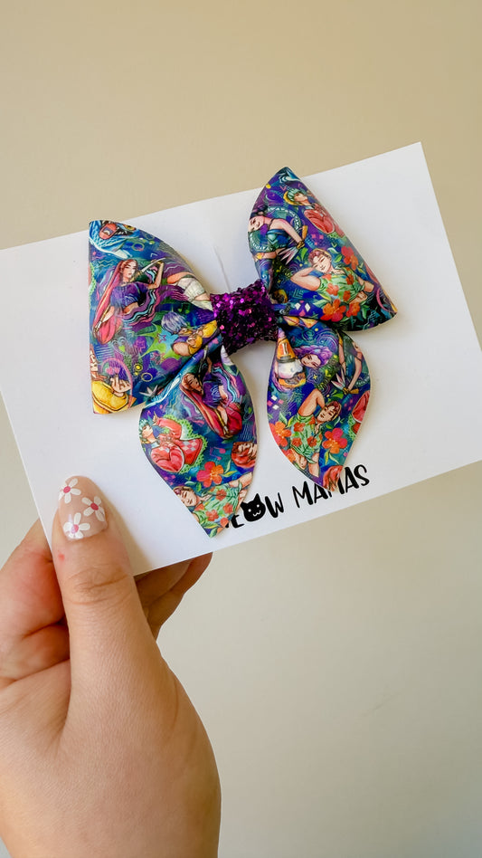 Dark K pop sailor bow