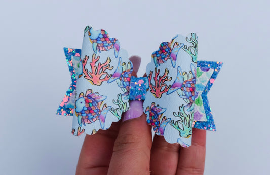 Rainbow fish glitter bow