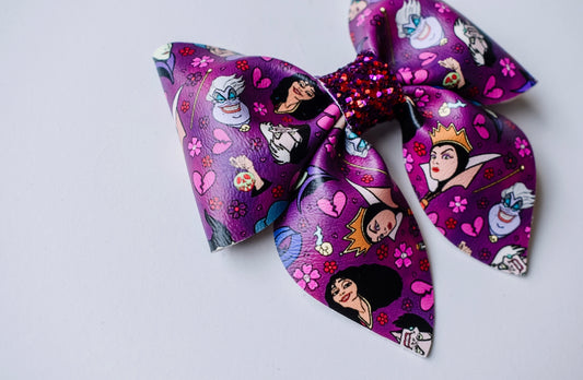 Villainous women sailor bow